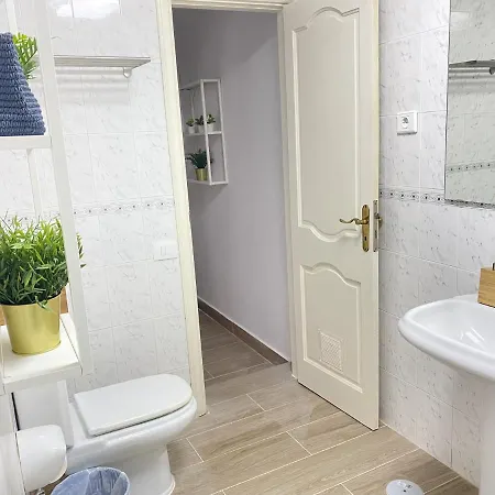 Homeforguest Two Bedroom With Pool And Terrace Apartment